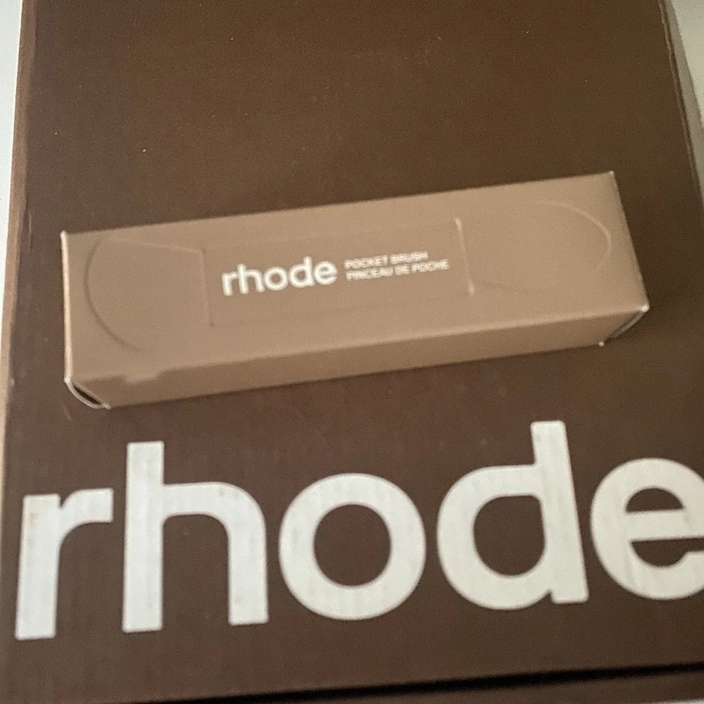 Rhode Double-Ended Blush Brush Beige, Angled & Round Shape Makeup Tool SHIP ASAP